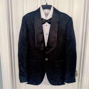 Men’s 5 pc Slim Fit Shawl Collar Tuxedo (Black Jacquard, Sz Small)